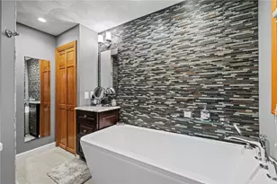 27 Miner St, North Providence, RI 02904 - Photo 29