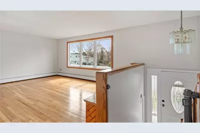 32 Milburn Road, East Providence, RI 02914 - Photo 13