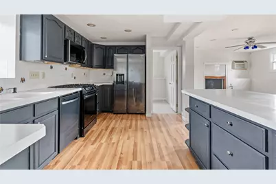 32 Milburn Road, East Providence, RI 02914 - Photo 5