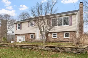 32 Milburn Rd, East Providence, RI 02914 - Photo 3