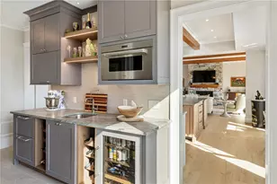 71 Cliff Dr, Narragansett, RI 02882 - Photo 15