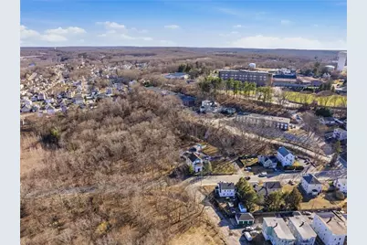 413 Manville Road, Woonsocket, RI 02895 - Photo 27