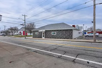 77 Main Road, Tiverton, RI 02878 - Photo 3