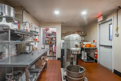 77 Main Road, Tiverton, RI 02878 - Photo 15