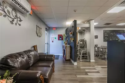 77 Main Road, Tiverton, RI 02878 - Photo 9