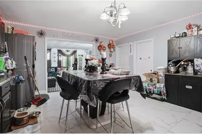 872 Lonsdale Avenue, Central Falls, RI 02863 - Photo 15