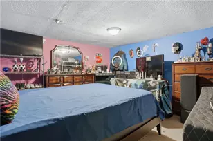 872 Lonsdale Ave, Central Falls, RI 02863 - Photo 19