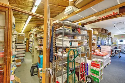 628 Metacom Avenue, Warren, RI 02885 - Photo 19