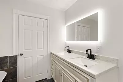 42 Corinth Street, Providence, RI 02907 - Photo 29