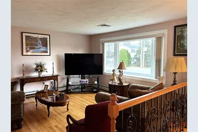 53 Bicentennial Way, North Providence, RI 02911 - Photo 3