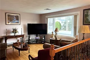 53 Bicentennial Way, North Providence, RI 02911 - Photo 3