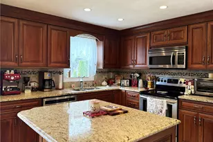 53 Bicentennial Way, North Providence, RI 02911 - Photo 11