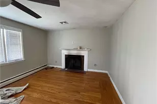 9 Wilson Rd, Middletown, RI 02842 - Photo 5