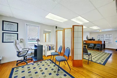 606 Metacom Avenue, Warren, RI 02885 - Photo 33