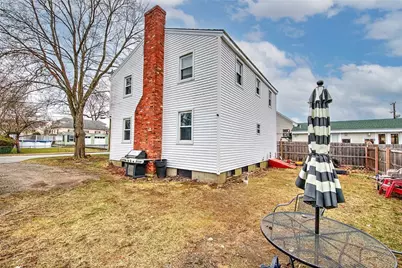 606 Metacom Avenue, Warren, RI 02885 - Photo 37