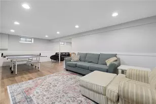 8 Gladridge Dr, East Greenwich, RI 02818 - Photo 37