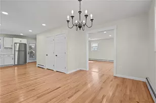 176 Horse Neck Rd, Warwick, RI 02889 - Photo 9