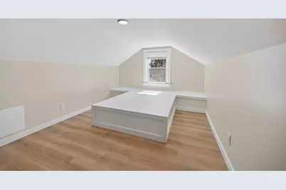 190 Wardlaw Avenue, Providence, RI 02908 - Photo 17