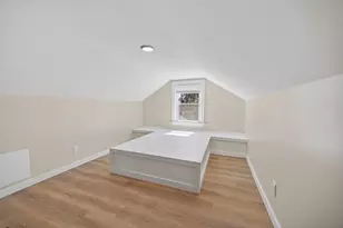 190 Wardlaw Ave, Providence, RI 02908 - Photo 17