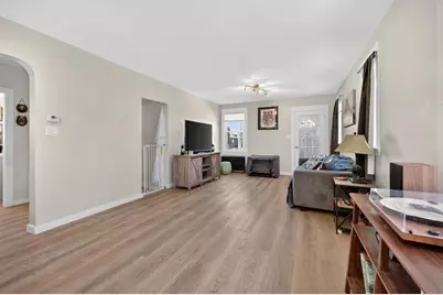 190 Wardlaw Avenue, Providence, RI 02908 - Photo 9