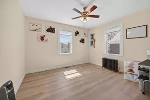 190 Wardlaw Ave, Providence, RI 02908 - Photo 11