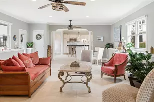 553 Bellevue Ave, Newport, RI 02840 - Photo 13