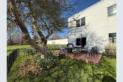 553 Bellevue Avenue #2, Newport, RI 02840 - Photo 37