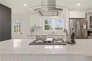 739 E Rd, Tiverton, RI 02878 - Photo 13