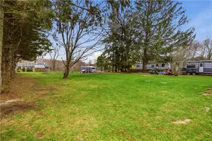 739 E Rd, Tiverton, RI 02878 - Photo 37