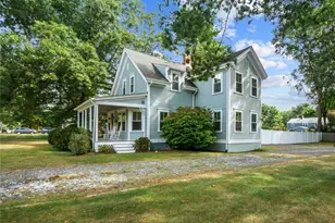 303 New Meadow Rd, Barrington, RI 02806 - Photo 1