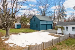 75 Greenwood Ave, East Providence, RI 02916 - Photo 37