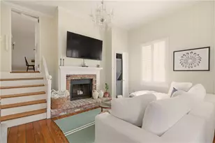 28 Kay St, Newport, RI 02840 - Photo 3