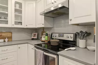 28 Kay Street #3, Newport, RI 02840 - Photo 19