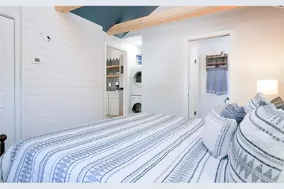 38 Hilltop Avenue #COTTAGE, Middletown, RI 02842 - Photo 11