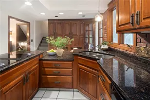 1031 Town Farm Rd, Coventry, RI 02816 - Photo 9