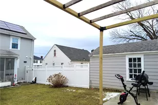 80 Mauran St, Cranston, RI 02910 - Photo 15