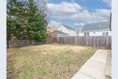 86 Woodward Avenue, East Providence, RI 02914 - Photo 35