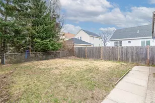 86 Woodward Ave, East Providence, RI 02914 - Photo 35