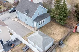 86 Woodward Ave, East Providence, RI 02914 - Photo 37