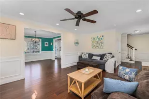 23 Annie St, Providence, RI 02908 - Photo 5