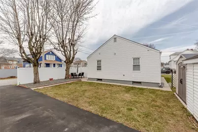 45 Dover Street, Pawtucket, RI 02860 - Photo 35