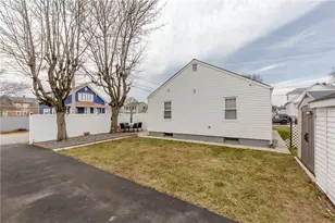 45 Dover St, Pawtucket, RI 02860 - Photo 35