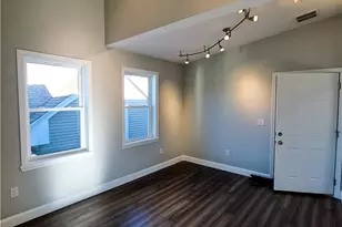 33 Grand St, Providence, RI 02907 - Photo 9