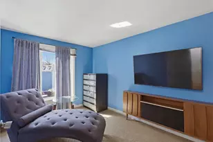 111 Roger Williams Cir, Cranston, RI 02905 - Photo 13