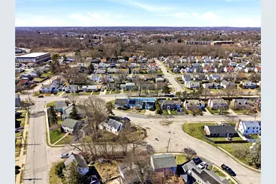 111 Roger Williams Circle, Cranston, RI 02905 - Photo 25