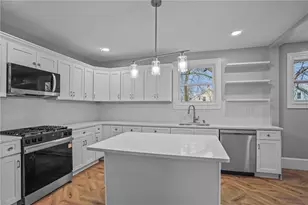 141 Briggs St, Providence, RI 02905 - Photo 11