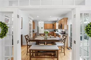 52 Hummingbird Ln, Cranston, RI 02921 - Photo 5