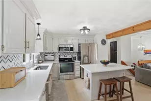 118 King Phillip St, Portsmouth, RI 02871 - Photo 3