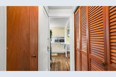 103 Oakland Avenue, Cranston, RI 02910 - Photo 15