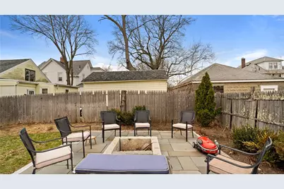 103 Oakland Avenue, Cranston, RI 02910 - Photo 27